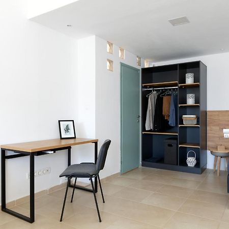 Livingfy Apt With Mountain View & Garden Vamos Esterno foto